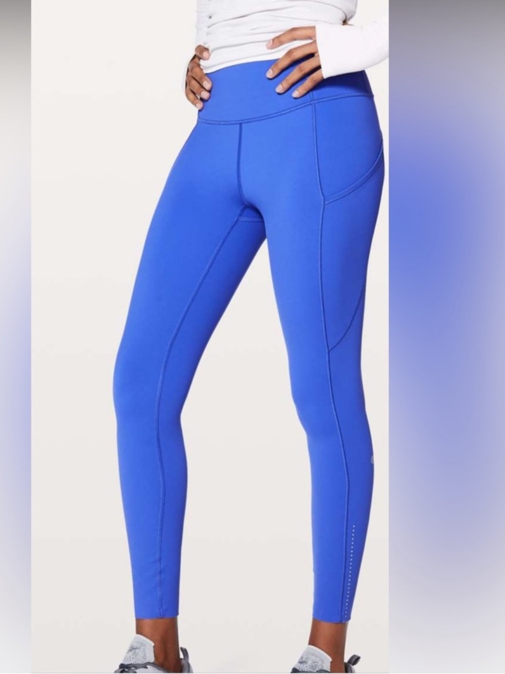 lululemon Fast and Free 7/8 Tight in Sonic Blue